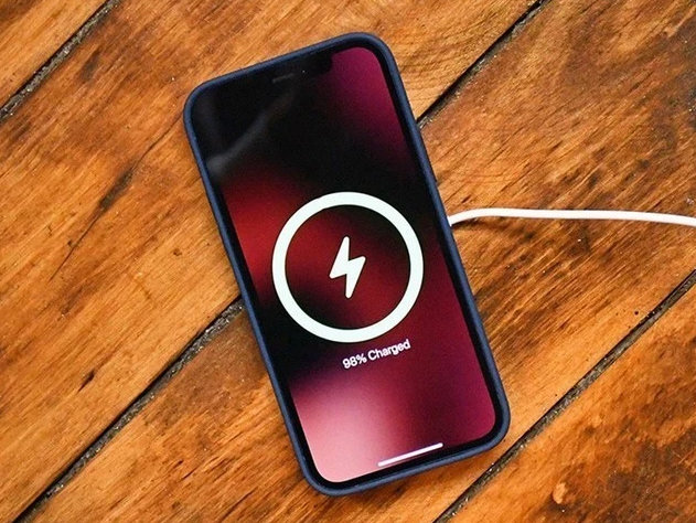 龙安苹果手机维修分享iPhone 12可以随便充电吗 